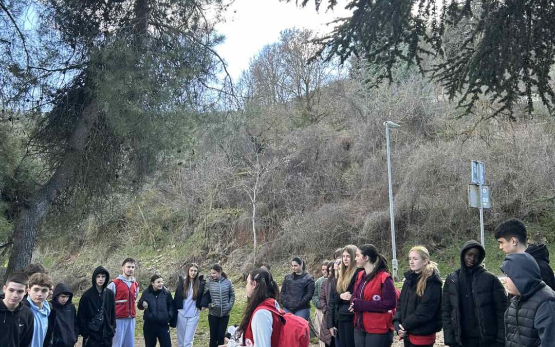 Традиционален марш до Средно Водно